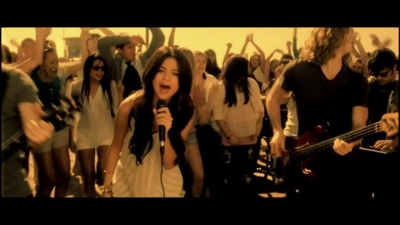 Selena Gomez & The Scene - Who Says