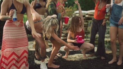 RaeLynn - Bra Off