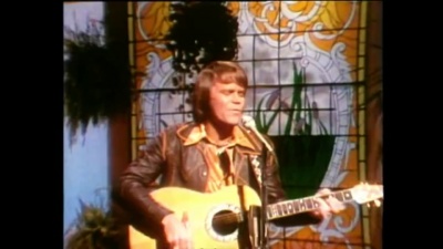 Glen Campbell - Country Boy(You Got Your Feet In L.A.)