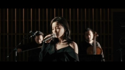 LeeHi、Yiruma - HOLO