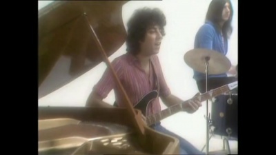 10cc - People In Love