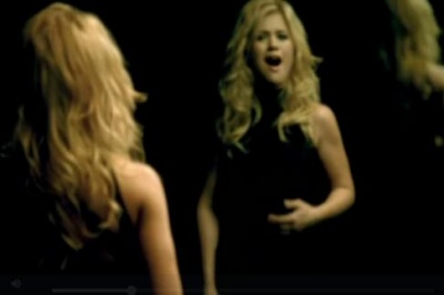 Kelly Clarkson - Because Of You