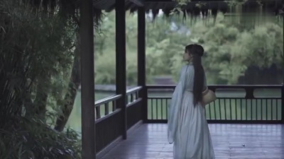 爱豆圈 - 山外小楼夜听雨