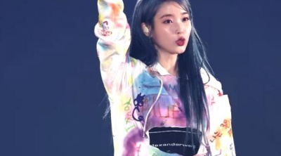 IU - Blueming (蓝色玫瑰代表奇迹)