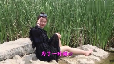 爱豆圈 - 我站在屋顶吹风