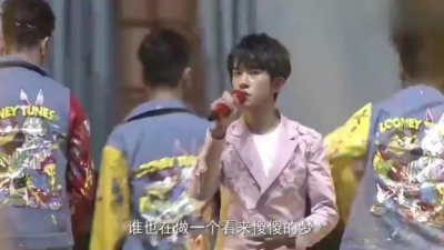 TFBOYS - 是你+萤火