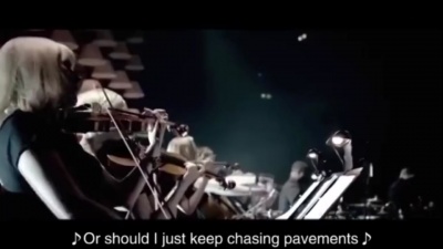 Adele - Chasing Pavements