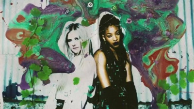 Avril Lavigne、Travis Barker、Willow - G R O W