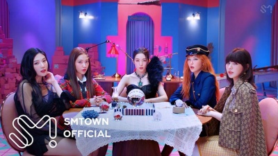 Red Velvet - Red Velvet《Queendom》MV