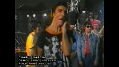charly garcía - Demoliendo Hoteles