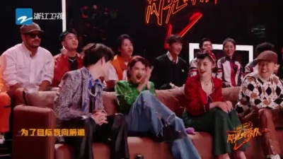 李玉刚、张楚、尚雯婕、金润吉、JA符龙飞、闪光的乐队 - 火星人