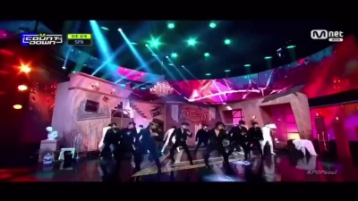 土豆 - Sf9《tear drop》210709打歌舞台，#舞台 #热门 长腿来袭#sf9 #男团 #这谁顶得住啊