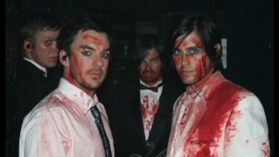 开心吃瓜的小朋友 - A Beautiful Lie - 30 Seconds To Mars