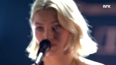vsta - Astrid S -  A Man Needs A Maid (Cover Neil Young)