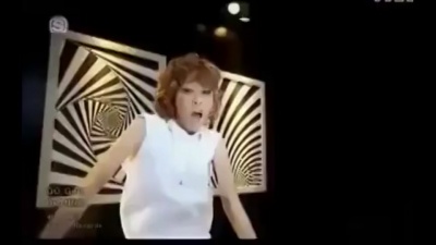 DOMINO - GO GiRL