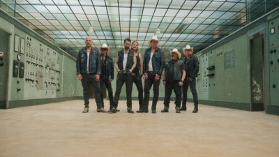 The Bosshoss、Electric Callboy - Nice But No