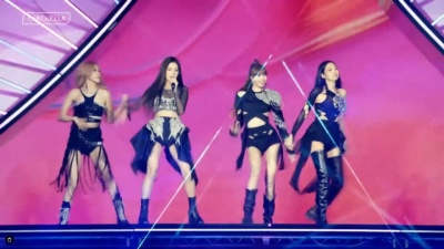 BLACKPINK - LOVESICK GIRLS + BOOMBAYAH