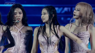 BLACKPINK - Kick It