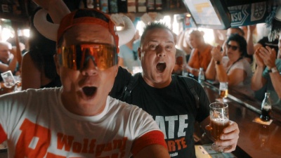 Lorenz Büffel、Dj Juanjo - 100 Liter Bier