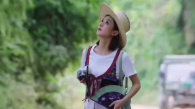连 - 《幺妹住在十三寨》女生DJ版
带动画字幕