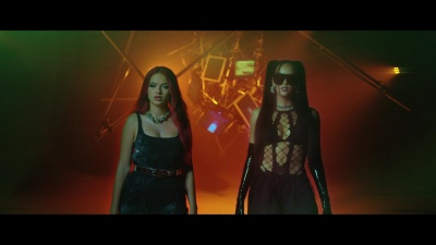 badmómzjay、Juju - Mh Mh