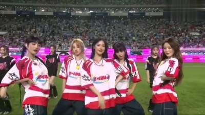 i-dle - 퀸카 (Queencard)