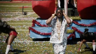 Robin Thicke、Kendrick Lamar - Give It 2 U