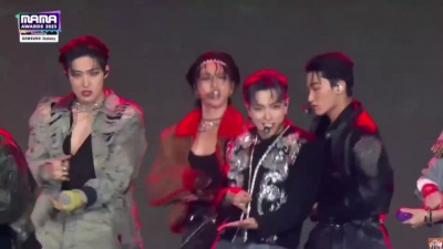 ATEEZ - Ready or Not + BOUNCY(K-HOT CHILLI PEPPERS)+ Weeoo