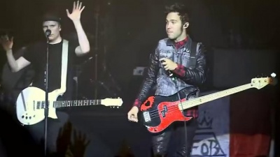 Fall Out Boy - Alone Together
