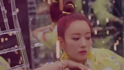 极致音乐现场 - 莫叫姐姐《不该用情》DJ女声版，爆红网络，太好听了