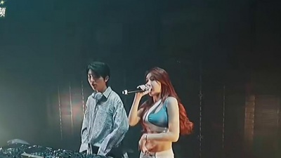 听音乐赏视频 - 红线牵的是什么缘？姻缘呢，上天安排的最大嘛！付雪《金玉良缘》（DJ R7版）
