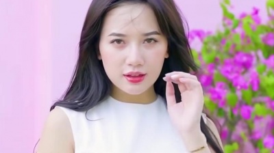 伯牙流水荟 - 童丽一首伤感歌曲《恨在今天再相遇》，心碎动听，情爱路为谁倦！