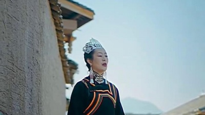 丽江大表哥 - 阿莫妞妞 思乡曲