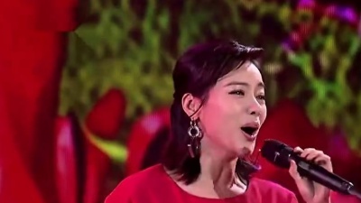 漫步音乐街 - 陈思思人美歌甜，一首《映山红》真是精彩无比，堪称经典中的经典