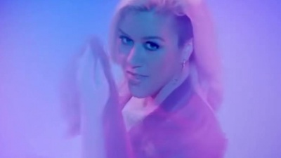 Kelly Clarkson - Heartbeat Song