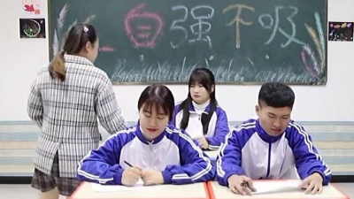 学霸王小九 - 考试时你的大脑在想什么？学霸分分钟答完试卷，学渣的大脑草率了