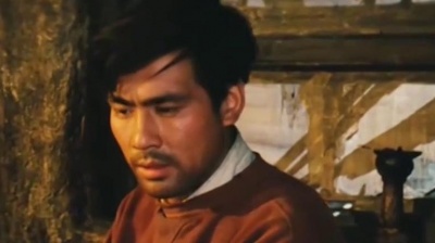 袖珍妈妈逗乐 - 老电影《牧马人》主题曲《敕勒歌》，恢弘大气，旋律舒缓，好听！