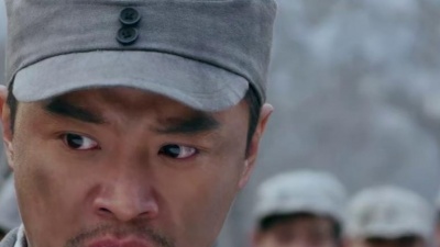 琳子听音乐 - 阎维文一首《我们的队伍向太阳》歌声饱含深情，送给天下军人们