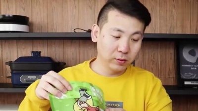 电力行业 - 小浪哥买100个虎皮鸡爪，椒麻口味的吃的太多，嘴都麻了