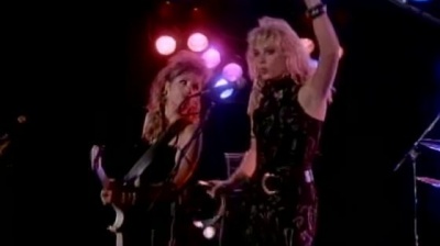 The Bangles - Walk Like an Egyptian