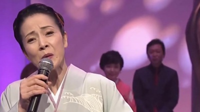 昭和歌謠 - 坂本冬美《波止場しぐれ》