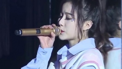 北极星 - 杨冰怡   段艺璇«报告！今天也很喜欢你»