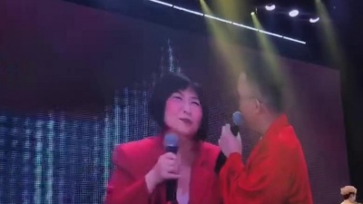 疯狂毛毛虫 - 风生水起-农夫十八岁生日快乐演唱会