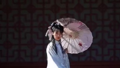 云儿 - 一首《浪子康、豪大大 - 情深深雨蒙蒙 (DJ版)》真好听
