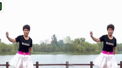 广场舞宝典 - 飘逸的初学《鬼步舞》我都看了好几遍了，还有慢动作