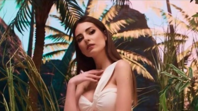 Kate Linn、Monoir - Durum