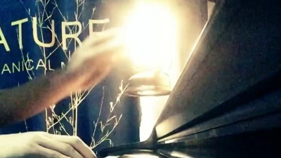 王利民纯音 - 《画心》钢琴曲，王利民即兴演奏！