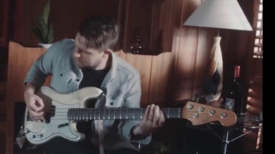 Cassadee Pope、Aaron Chafin、Devin Guisande - Tomorrow Night