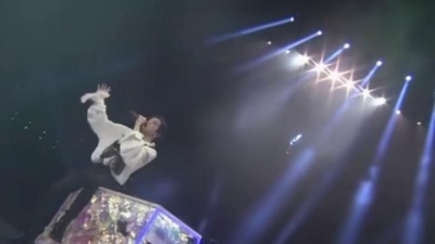 超级吃货王四喜 - #华晨宇 《疯人院》“当再度逃离后，才迎来，渴望的自由”@华晨宇yu