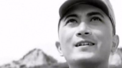 加心文纯 - 电影《永不消逝的电波》片头曲《延安颂》，吕骥演唱，时代的经典